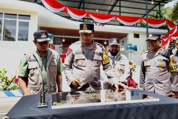Kapolda Jatim Resmikan Pembangunan Sae Cafe di Polres Batu untuk Tingkatkan Pelayanan Publik